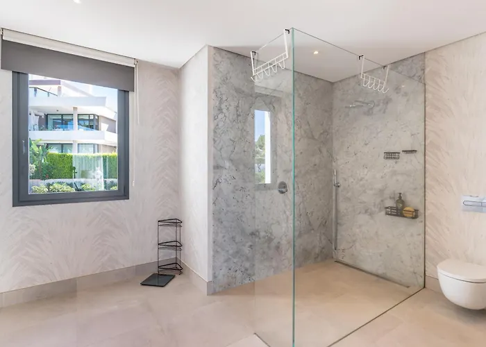 In Cabopino With Infinity Pool And Seaviews * Marbella
